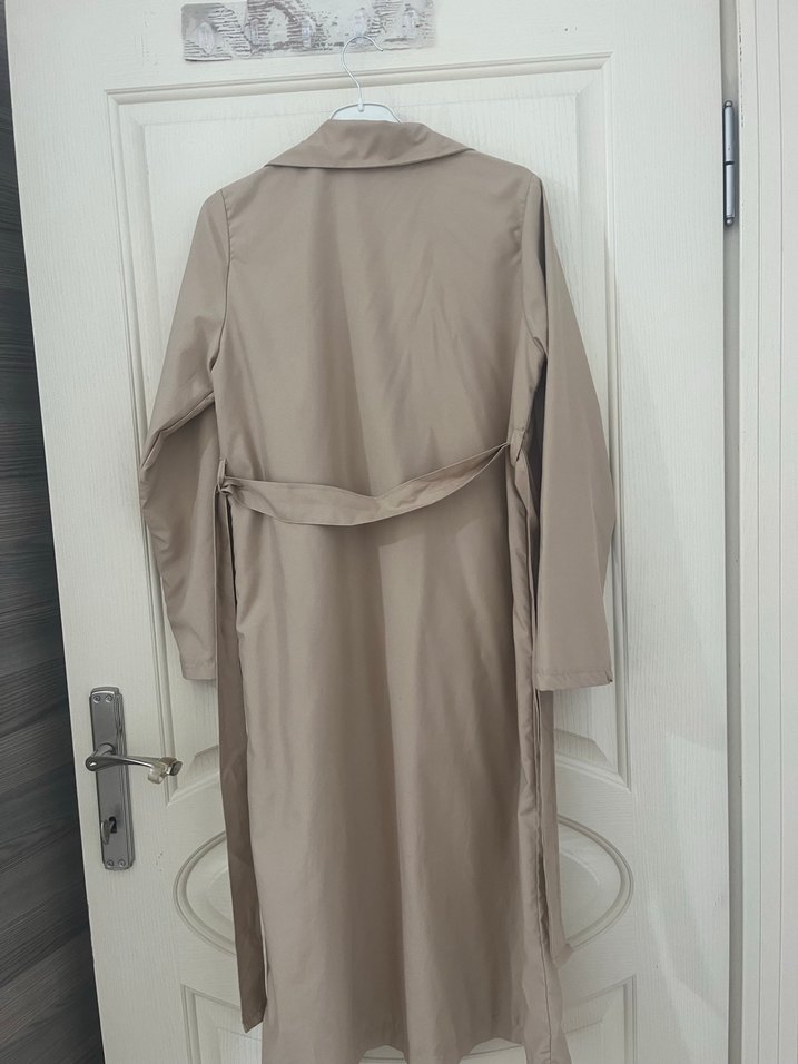 Bej Kadın Uzun Trençkot Düğmeli - Görsel 2