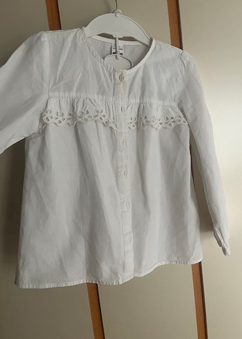 Kız Çocuk Beyaz Uzun Kollu Keten Gömlek - Görsel 2