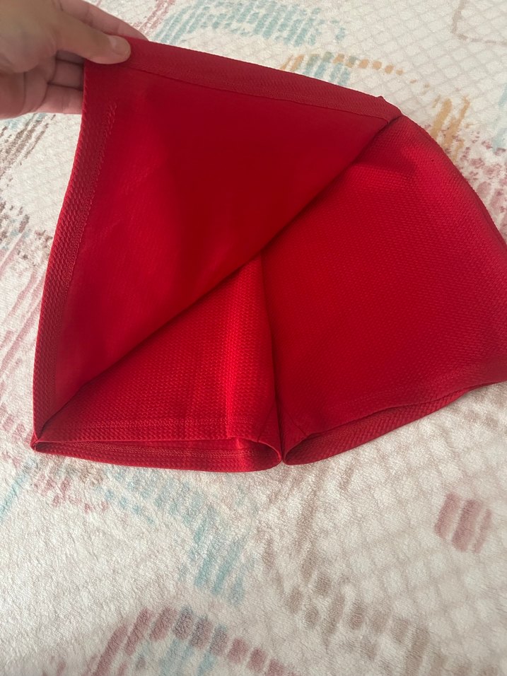 Kırmızı şort etek - Görsel 2