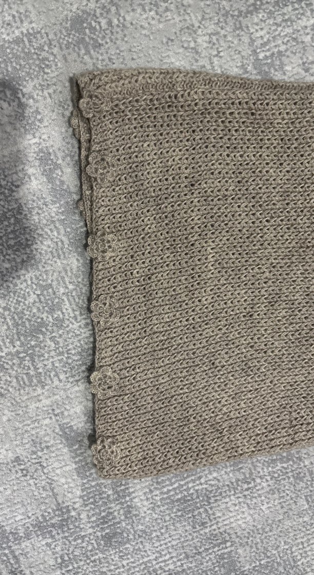 Bej V Yaka Örgü Kadın Süveter - Görsel 4