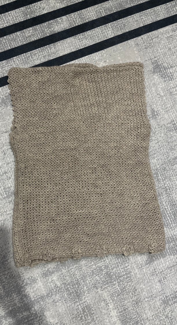 Bej V Yaka Örgü Kadın Süveter - Görsel 3