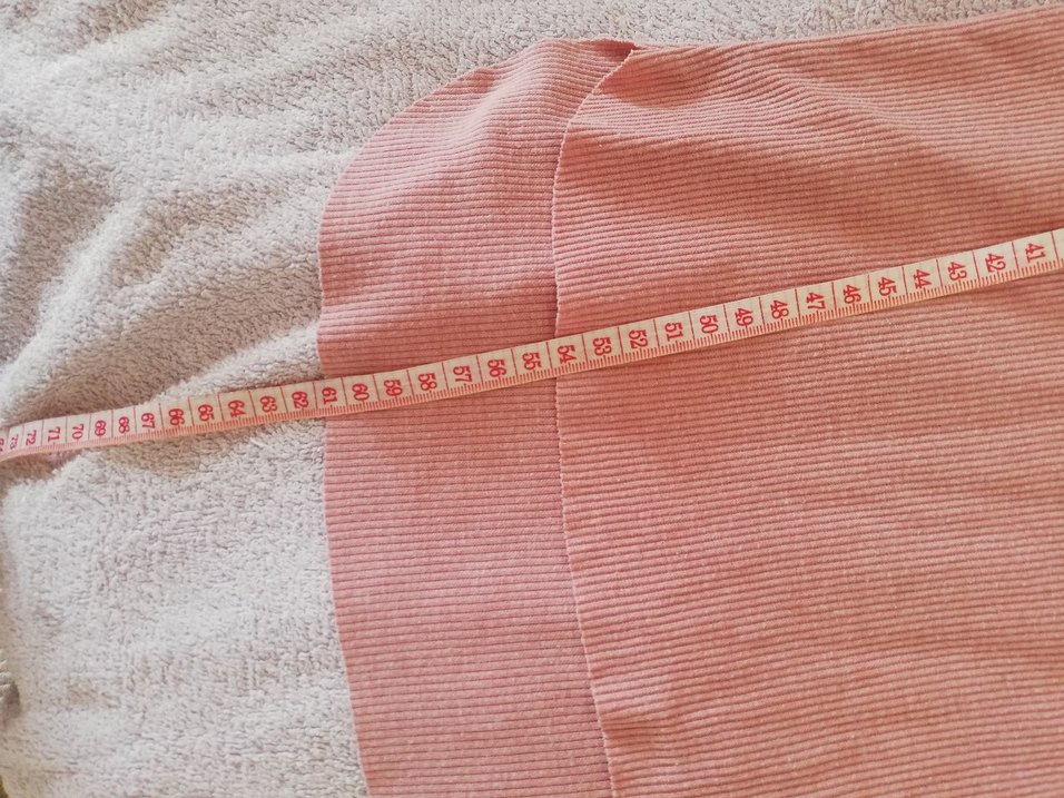 V Yaka Kısa Kollu Krem tişört - Görsel 4