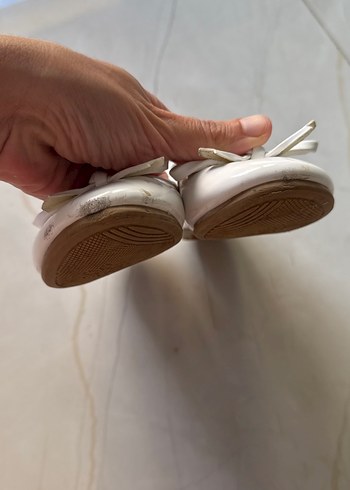 Kız Çocuk Beyaz Fiyonklu Babet Ayakkabı - Görsel 3