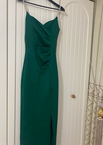 Yeşil Drapeli Uzun Saten Elbise - Görsel 3