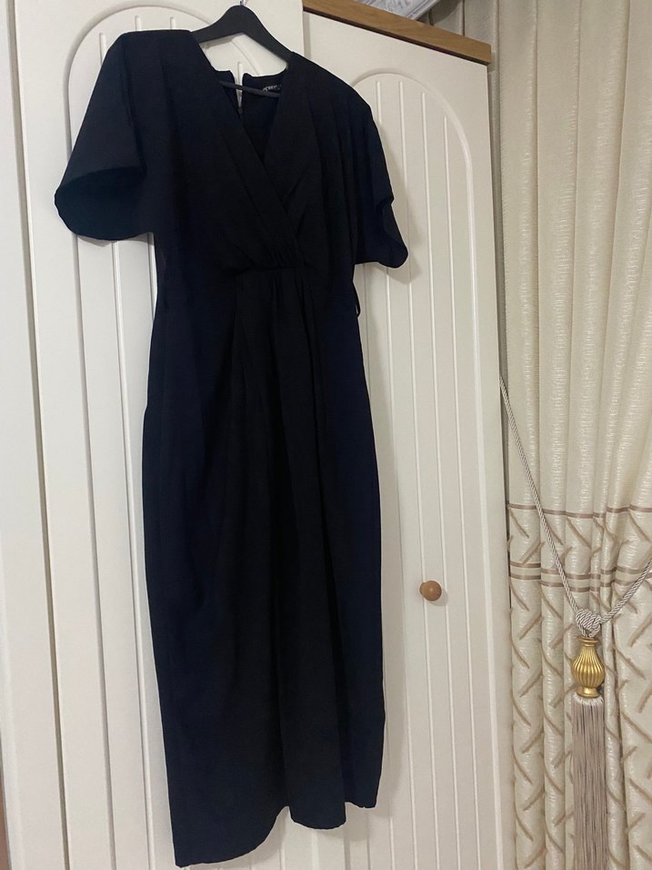 Siyah V Yaka Uzun Salaş Kadın Elbise - Görsel 3