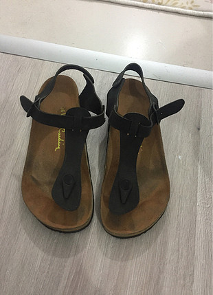 Pierre Cardin Sandalet
