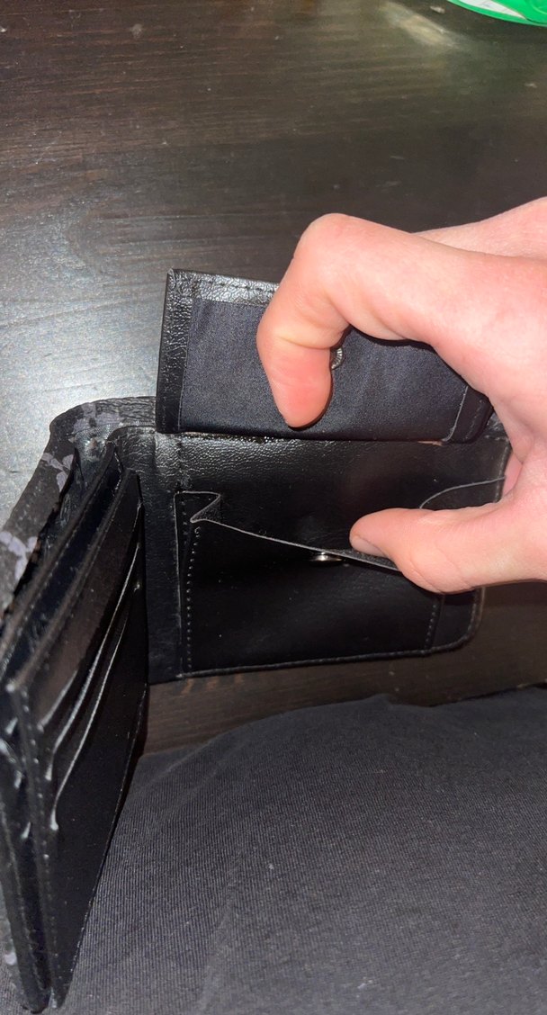 Louis Vuitton Desenli Siyah Cüzdan - Görsel 4