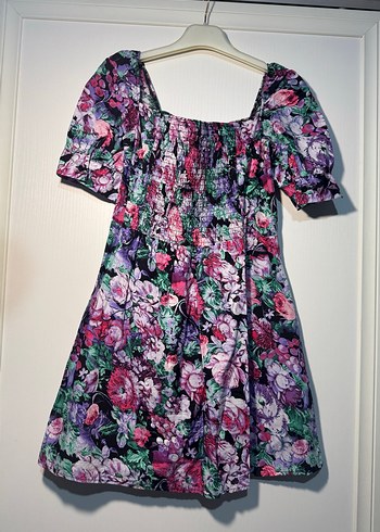 Mor Çiçek Desenli Kısa Kollu Midi Elbise - Görsel 3