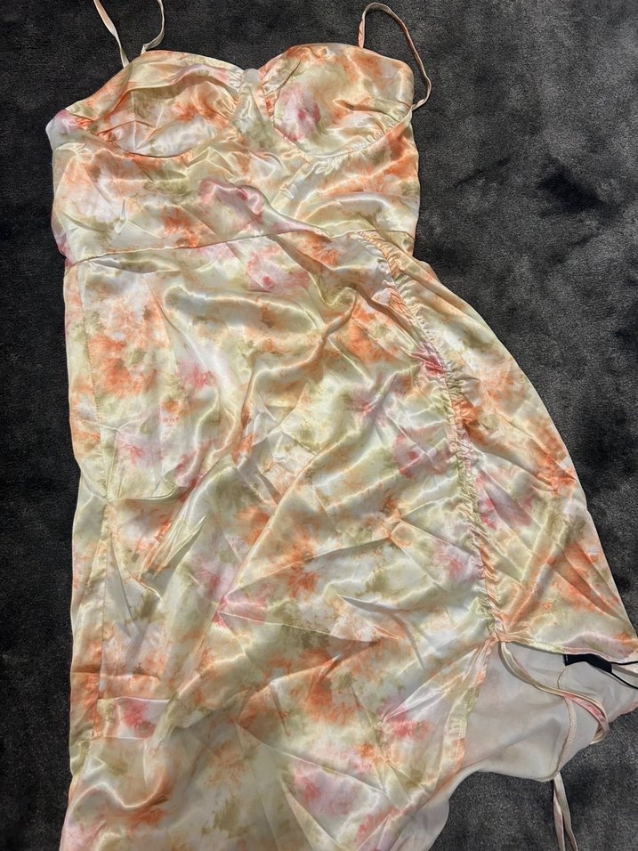 Uzun Askısız Tie-Dye Desenli Kadın Elbise - Görsel 2