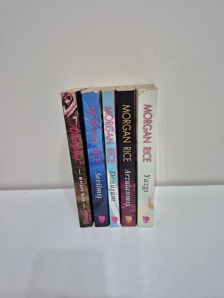 Morgan Rice vampir Roman Seti 5 Kitap - Görsel 3