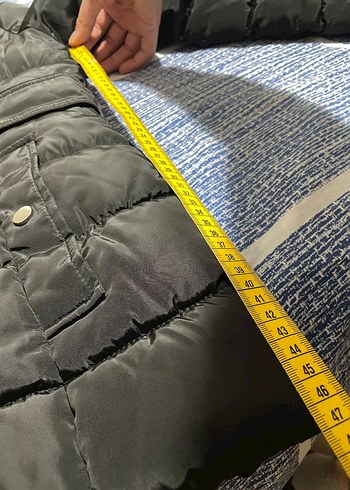 Kürk Detaylı Gri Kadın Kışlık Mont - Görsel 4