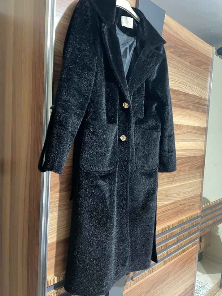 Siyah Kuşaklı Uzun Kaban - Görsel 3