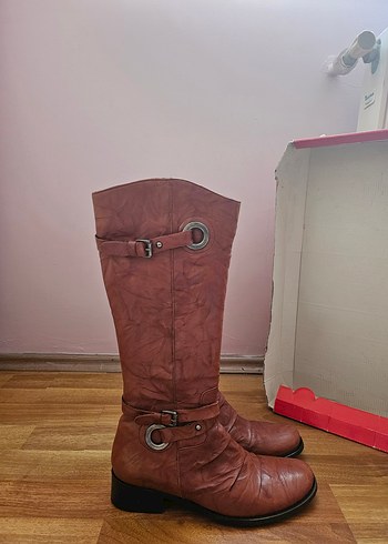 Kahverengi Deri Dizüstü Tokalı Topuklu Çizme - Görsel 3