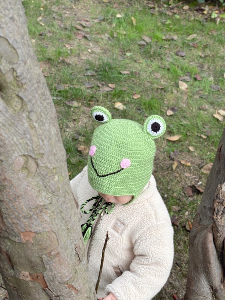 Yeşil Örgü Kurbağa Figürlü Çocuk Bere - Görsel 2