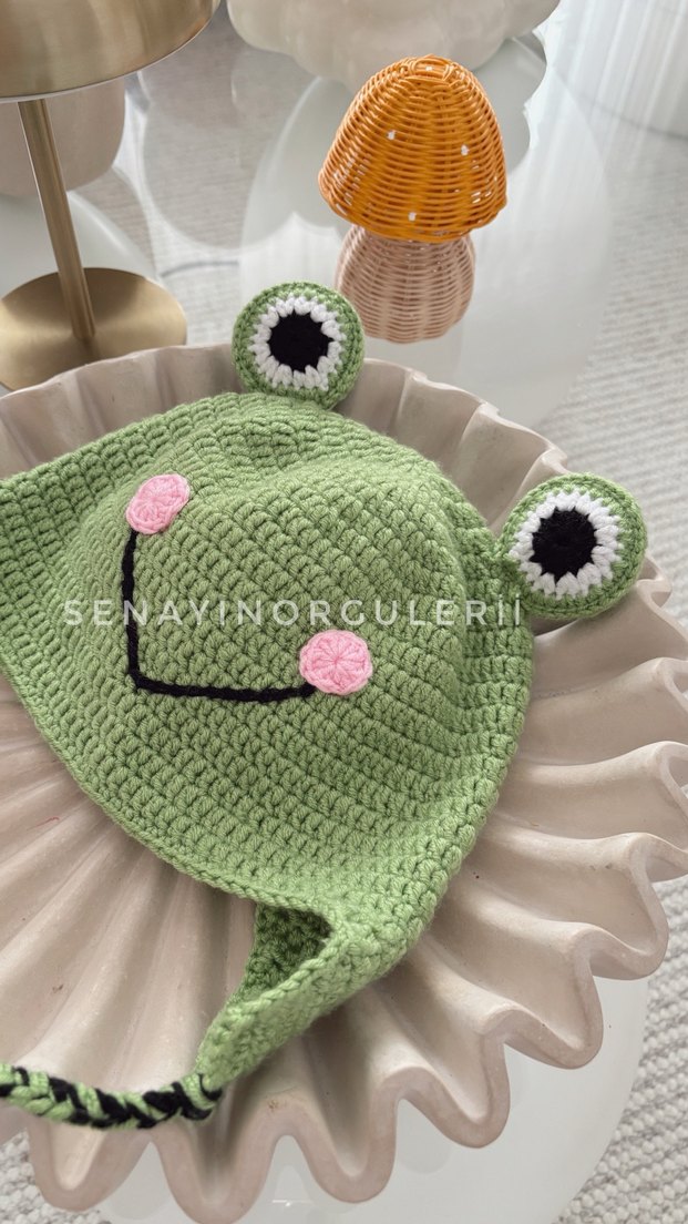 Yeşil Örgü Kurbağa Figürlü Çocuk Bere - Görsel 4