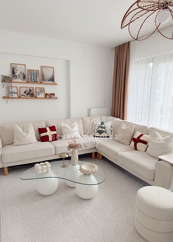 Kırmızı Örgü dekor Yastığı - Görsel 3