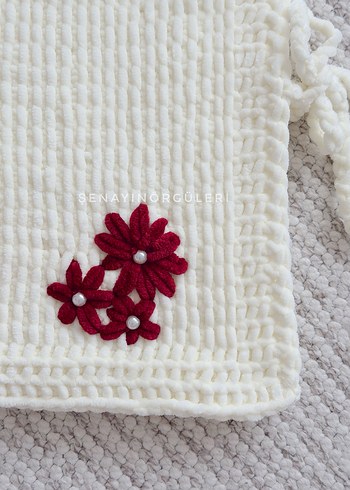 Nakışlı Krem çocuk süveter - Görsel 2