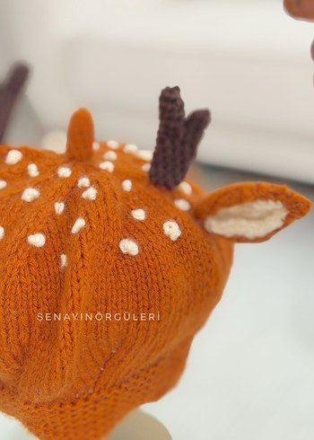 Örgü geyik görünümlü şapka - Görsel 3