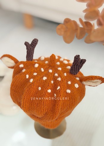 Örgü geyik görünümlü şapka - Görsel 5