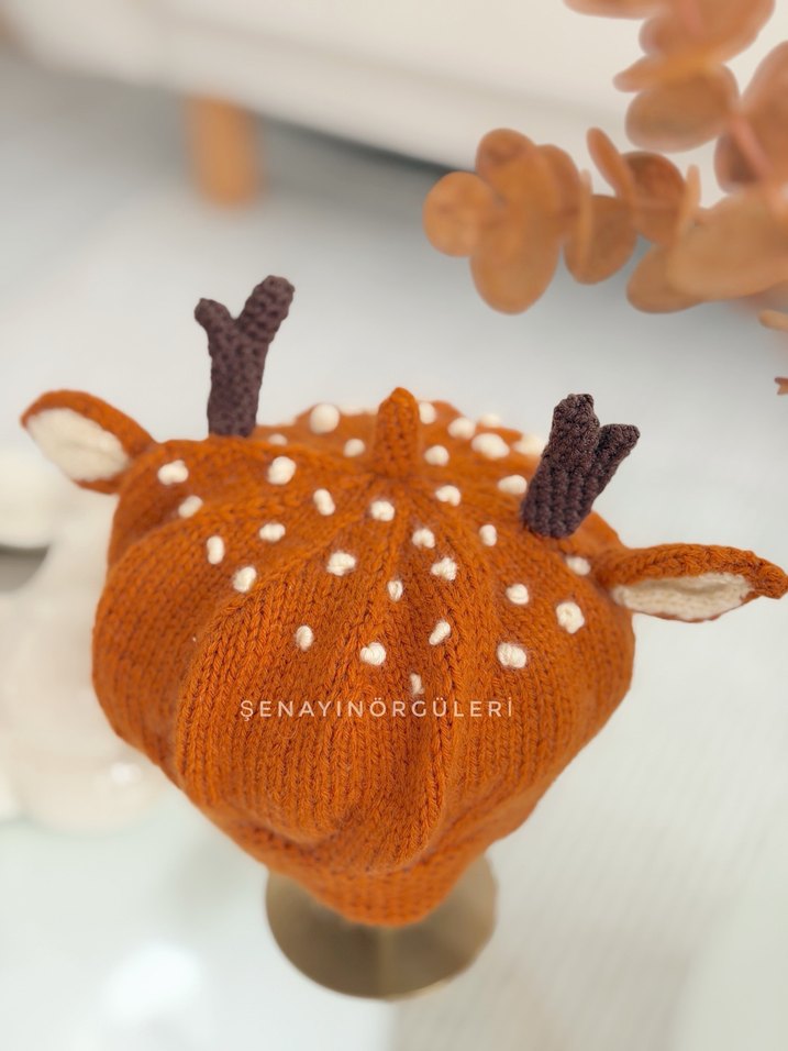 Örgü geyik görünümlü şapka - Görsel 5