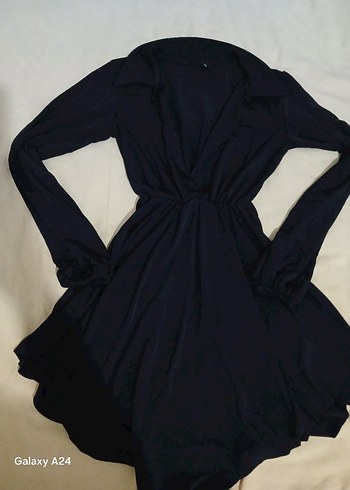 dekolteli ince kumaştan mini elbise - Görsel 5