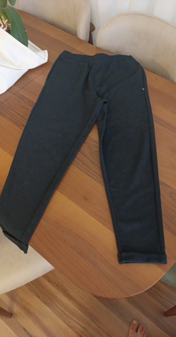 Kadın Siyah Rahat Kesim Kumaş Pantolon - Görsel 4