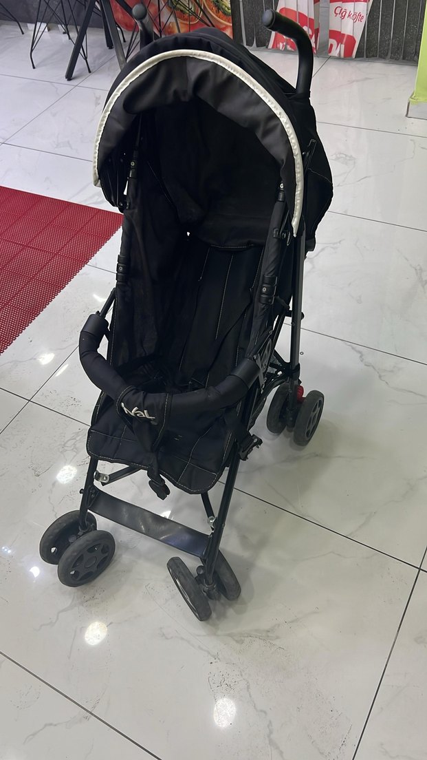 Kompakt Katlanabilir Siyah Bebek Arabası - Görsel 4