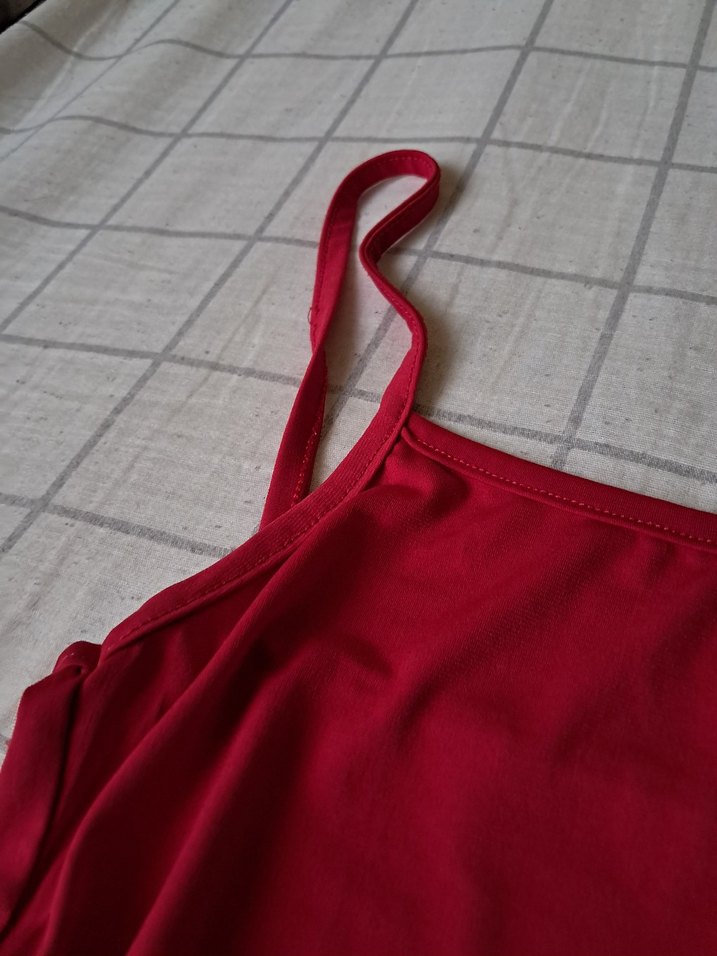 ince askılı kırmızı crop - Görsel 4