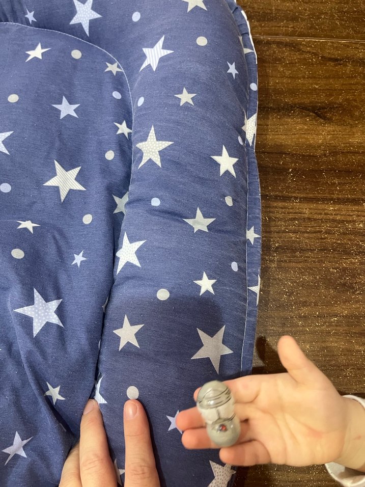 Yıldız Desenli Bebek Uyku Yastığı - Görsel 4