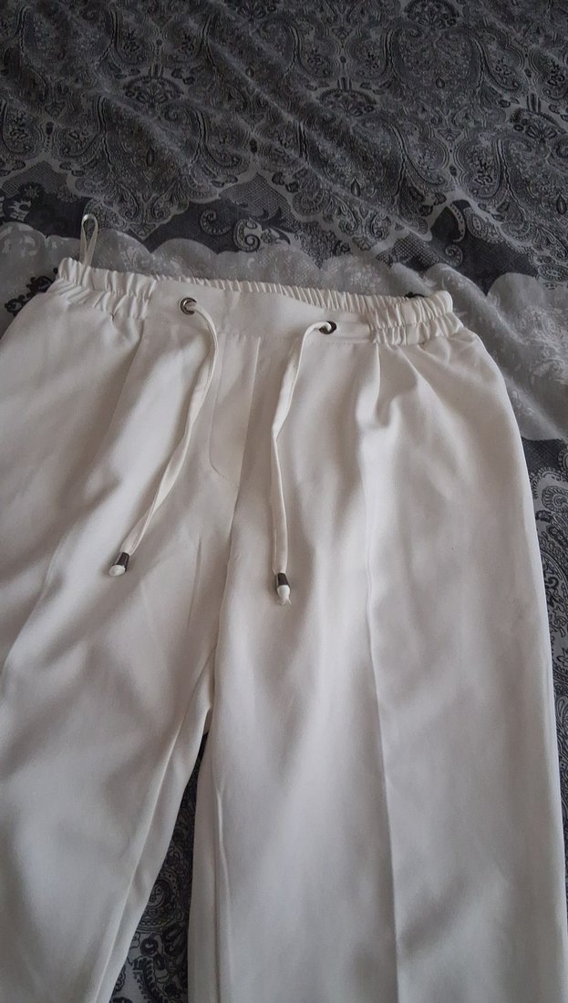 Beyaz Kadın KumaşPantolon, Kemerli, Midi Boy - Görsel 2
