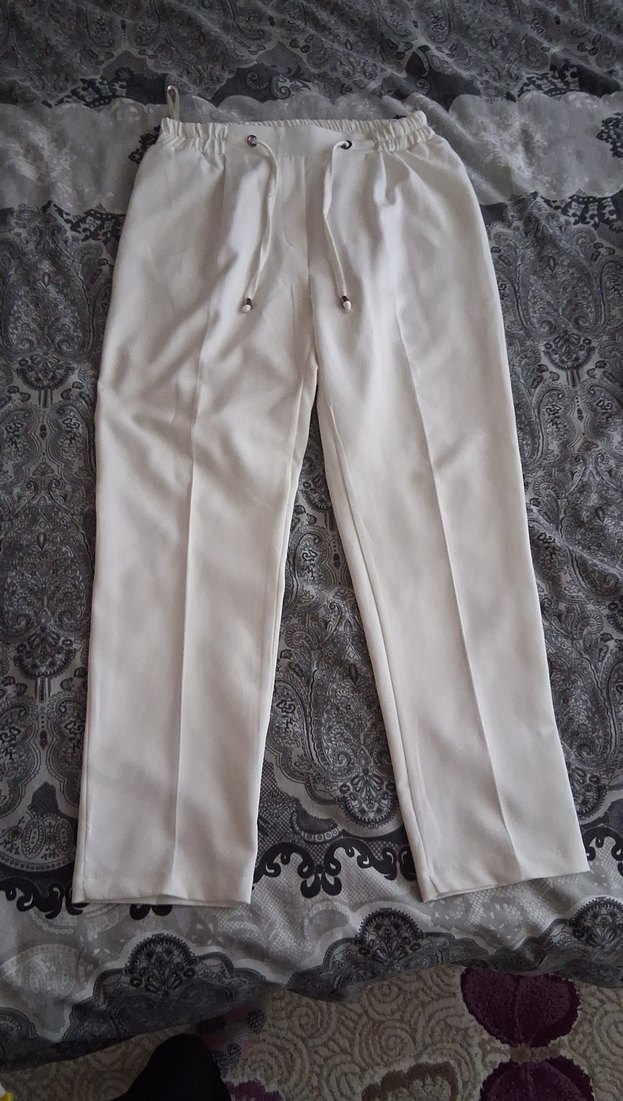 Beyaz Kadın KumaşPantolon, Kemerli, Midi Boy - Görsel 3