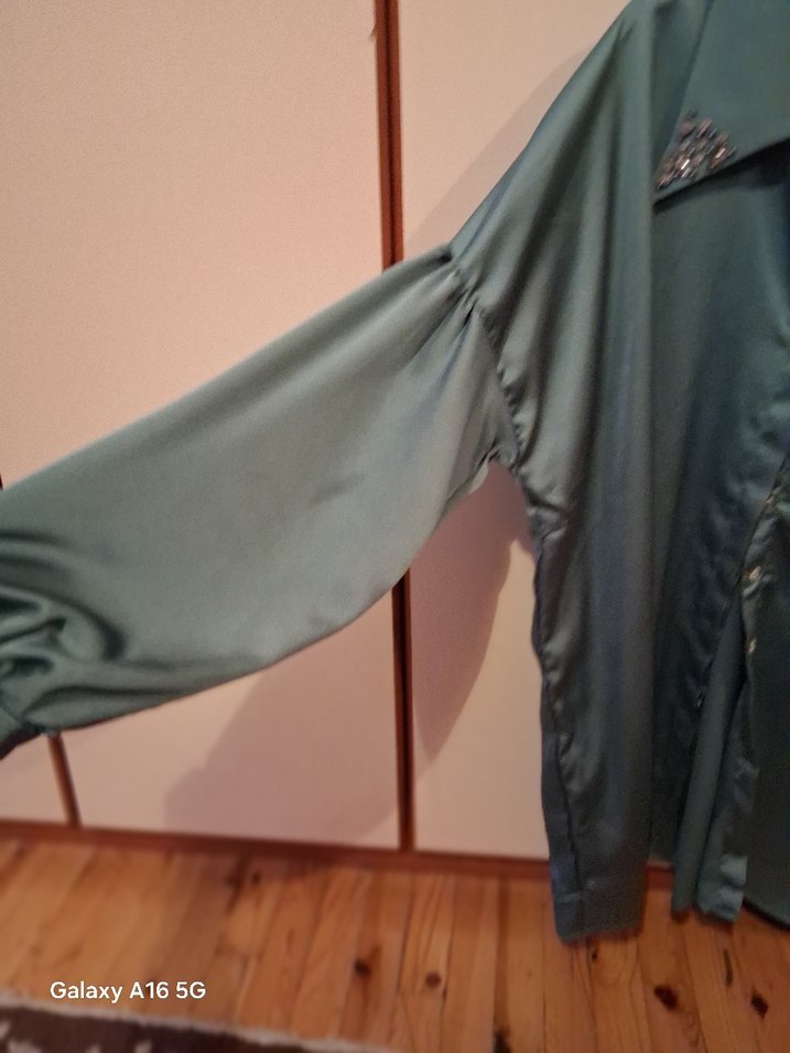 Turkuaz Düğmeli Uzun Kollu Kadın Gömlek - Görsel 3