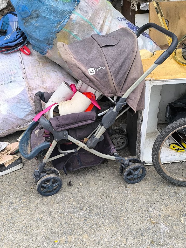 Gri Bebek Arabası - Görsel 2