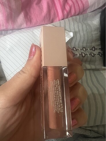 Beden Maybelline 007 amber
