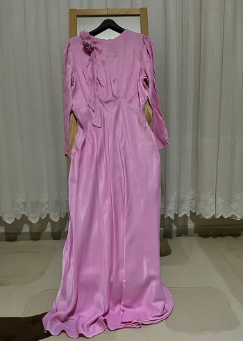 Pembe Uzun Kadın Elbise, V Yaka, Dökümlü - Görsel 2