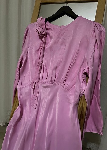 Pembe Uzun Kadın Elbise, V Yaka, Dökümlü - Görsel 3