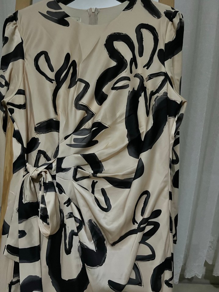 Siyah Baskılı Uzun Kadın Elbise - Görsel 3