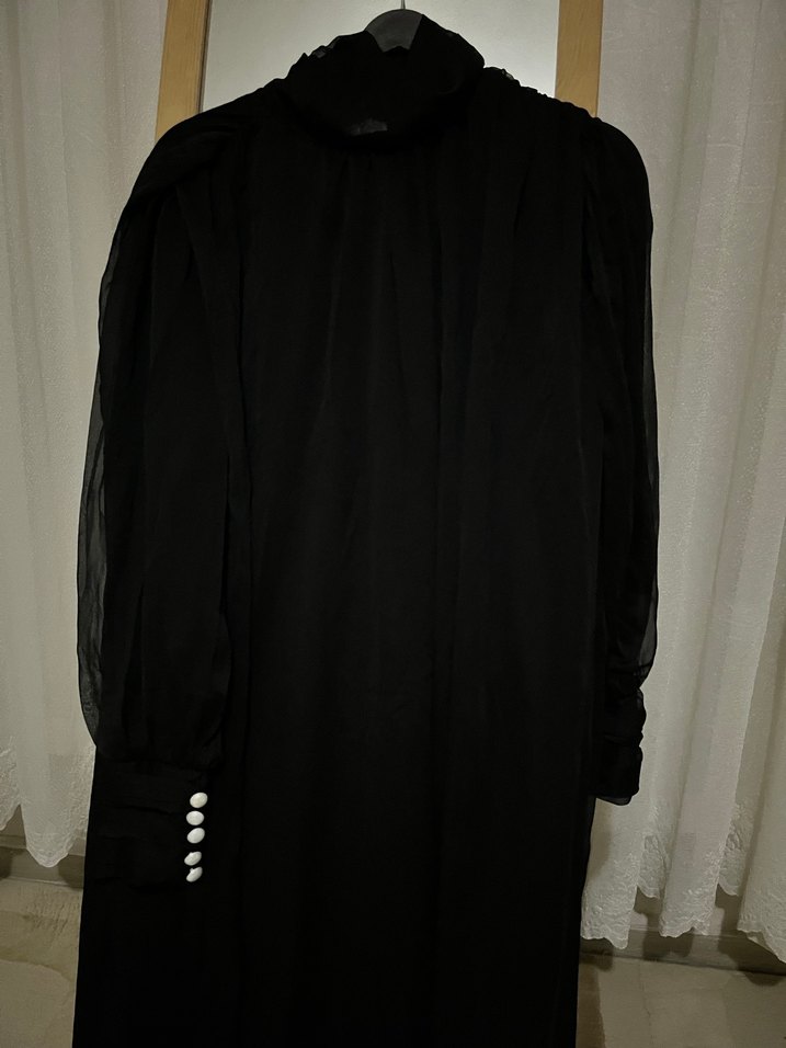 Siyah Uzun Kollu Gotik Elbise - Görsel 2