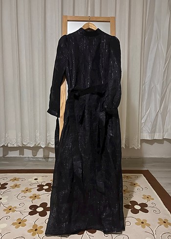 Siyah Uzun Kollu Gotik Yüksek Yaka Kadın Simli elbise - Görsel 3