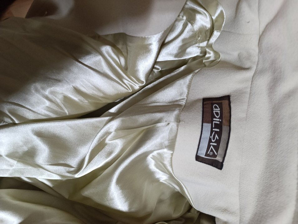 Beyaz Midi Düğmeli Günlük Kaban - Görsel 4