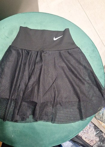 Siyah Mini Spor Etek Nike Ruffle Detaylı