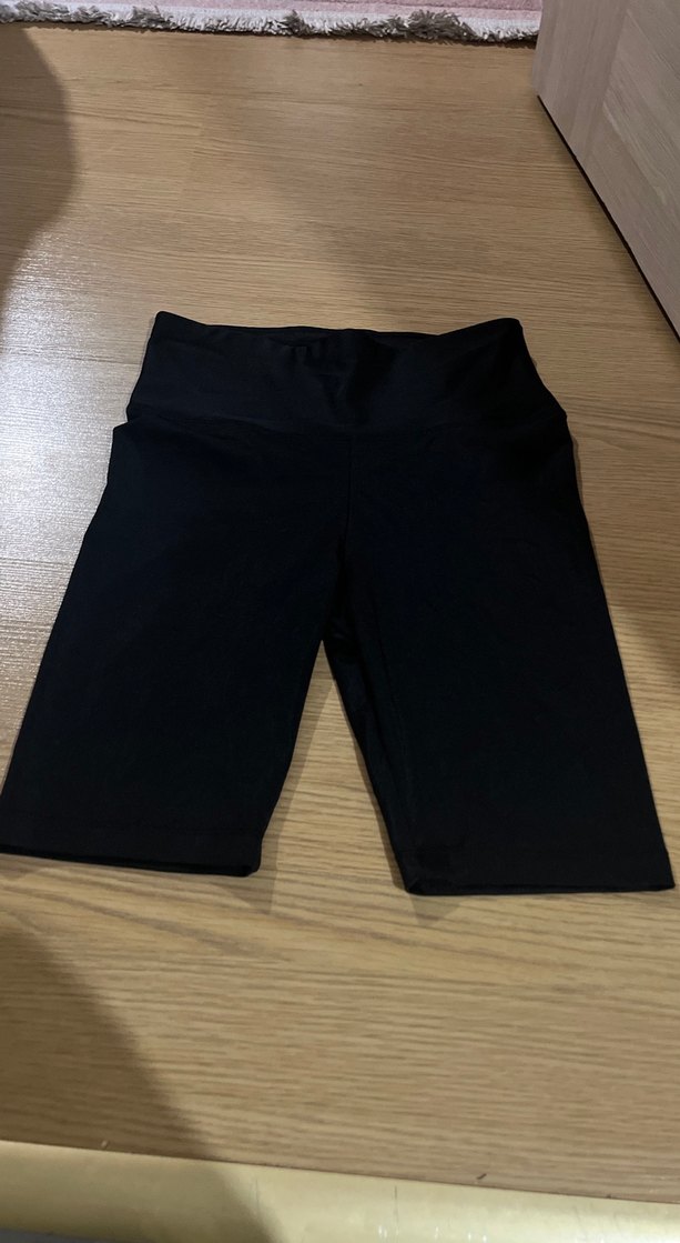 Düz Siyah Mini Hamile Şortu - Görsel 2