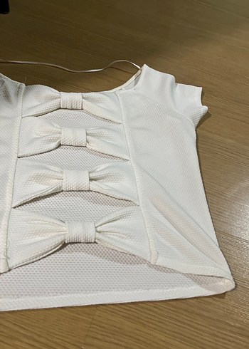 Kız Çocuk Beyaz Kısa Kollu Fiyonklu Tişört - Görsel 3