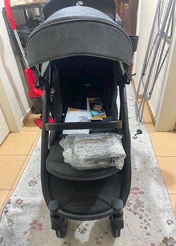 Joie mytrax s
Yağmurluğu var tek tuşla ortadan kapanabiliyor - Görsel 6