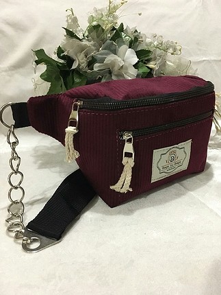 Kadife bel çantasi. Ambalajlı mağaza ürunüdür.37×17 ebatları.#ça