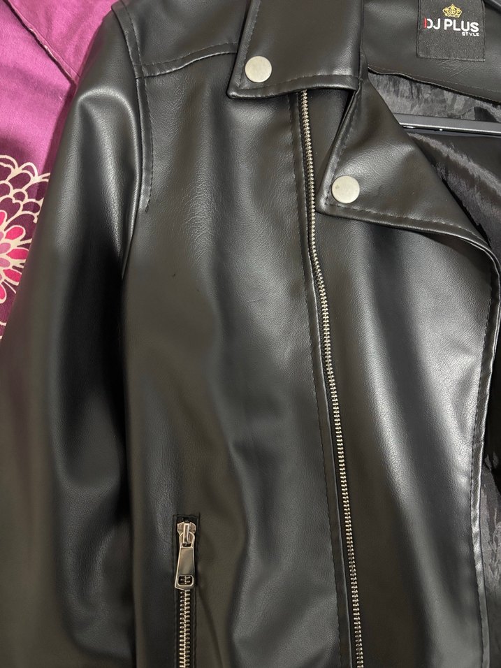 Siyah Deri Ceket - Görsel 4