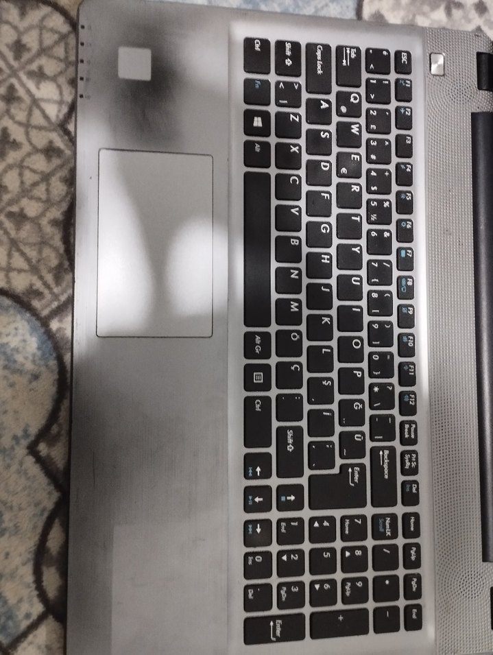 Arızalı asper C300 Laptop - Görsel 4