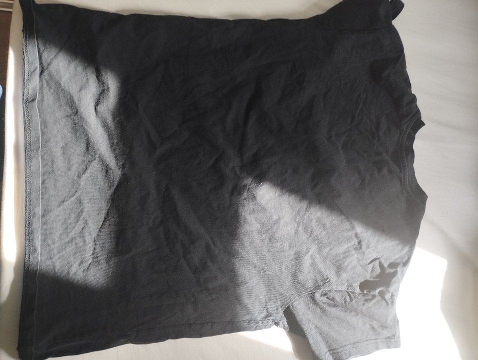 Siyah Tişört - Görsel 3