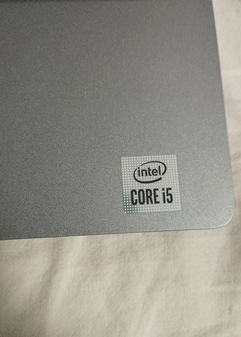 DELL Latitude 5310 Laptop - Görsel 4