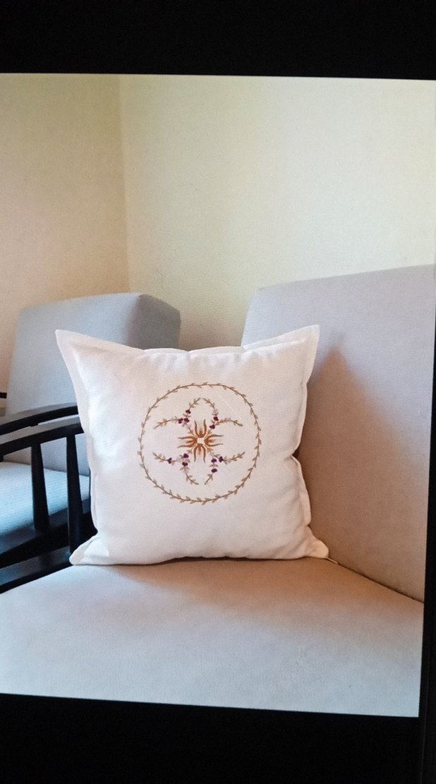 Bej Kelebek Desenli Modern Kırlent - Görsel 4